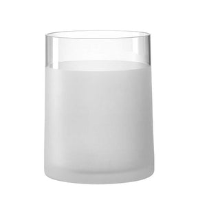 Vase NOVARA 19 cm satiniert aus Glas vor weißem Hintergrund