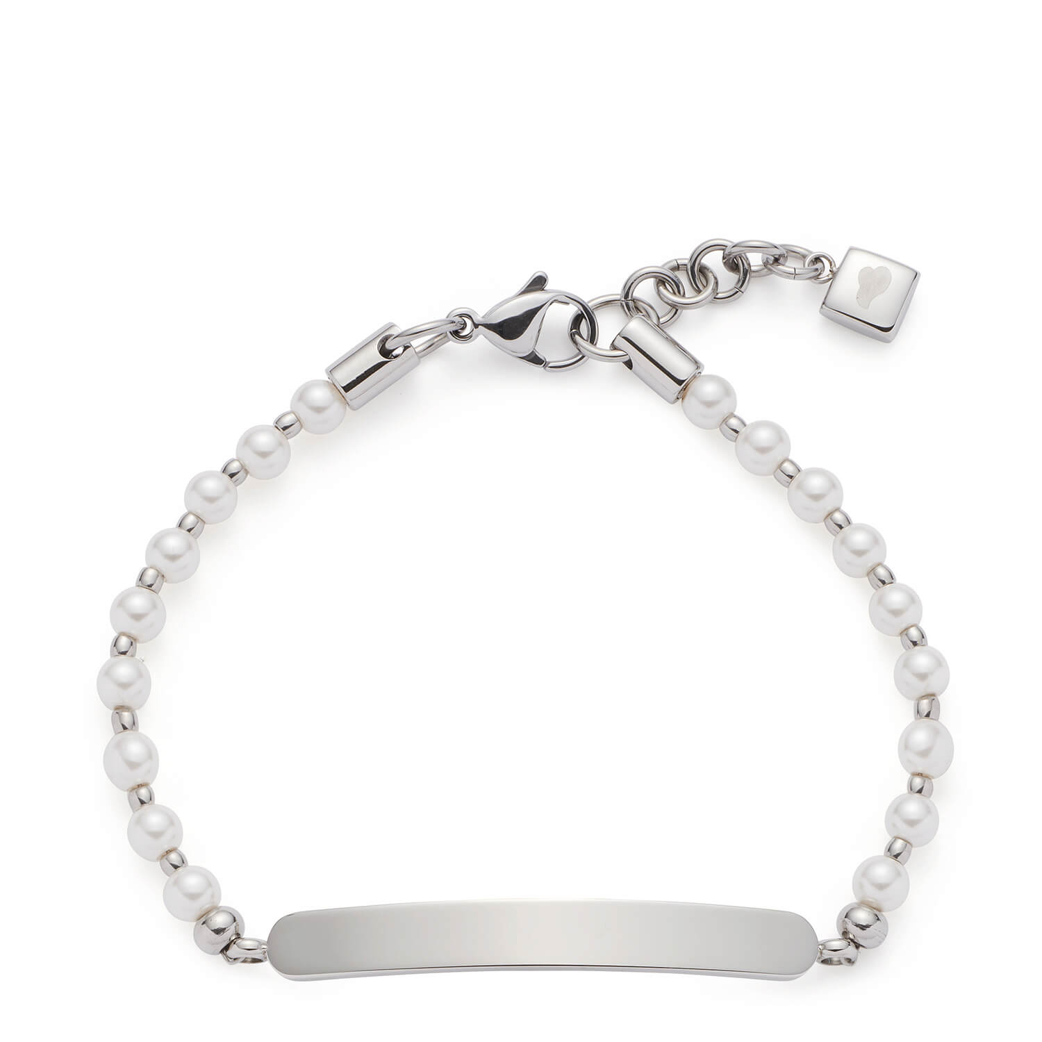 Armband ALBA silber mit Perlen und glänzender Plakette auf weißem Untergrund