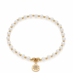 Armband PELENA gold CIAO mit perlmuttfarbenen Perlen und goldenen Spacern, goldener Verschlusskappe mit Ornament