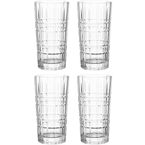 Vier klare Longdrinkgläser SPIRITII mit geometrischem Rillenmuster, von oben arrangiert