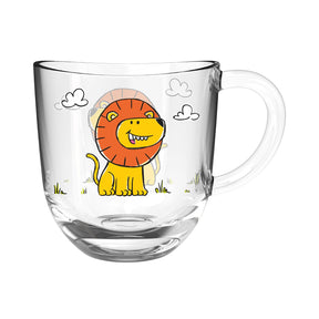 Glastasse BAMBINI mit farbigem Löwenmotiv, Wolken und Grasdekor