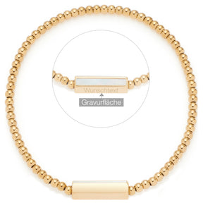 Armband PILEA gold mit Perlmutt-Plakette und Gravurfläche, Detailansicht