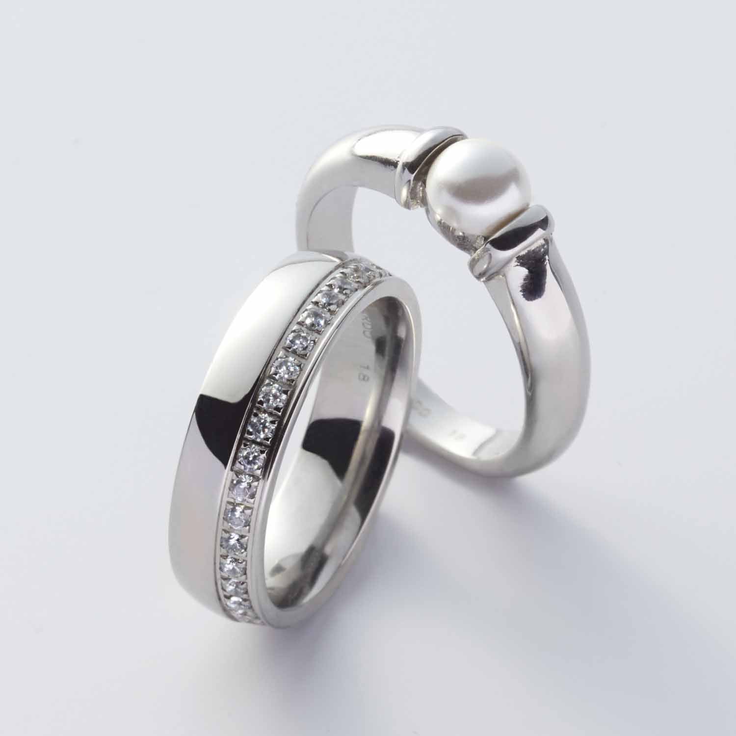 Ring BRILLANTE 20 in Silber mit Zirkoniasteinen, zwei Ringe übereinander