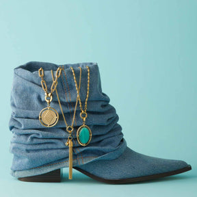 Anhänger PIETRA gold Clip & Mix an Ketten mit türkisem Stein auf Stiefel