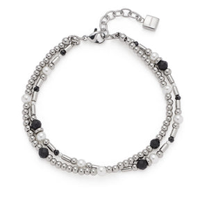Armband SABINE mit silberfarbenen und schwarzen Glasperlen auf weißem Hintergrund