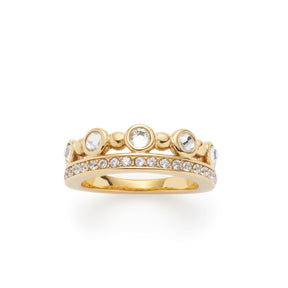Ring BOBBY 19 gold mit Zirkonia-Steinen auf weißem Hintergrund