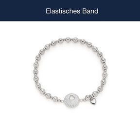 Armband SUE AMOUR mit silbernen Perlen und verziertem Mittelelement auf weißem Hintergrund