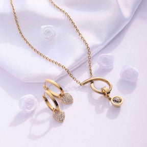 Anhänger LACY gold Clip & Mix auf Seide mit Perlen