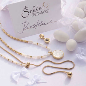 Anhänger LACY gold Clip & Mix mit Ketten und Perlen, Geschenkverpackung