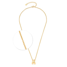 Halskette SOPHIE mit feinem Kettenglied und bowknot-förmigem Anhänger in Gold, Detailansicht der Kettenstruktur