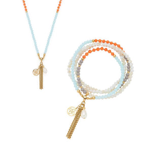 Halskette SOLERA mit Glasperlen in Blau und Orange, Goldverschluss und Anhänger, sowie passende Armbänder