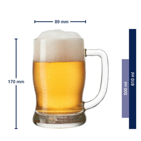 Bierseidel TAVERNA mit Bier gefüllt, Massangaben und Volumenvergleich