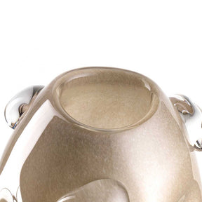 Vase HAZEL in Beige mit zwei Henkeln, Draufsicht auf die Öffnung