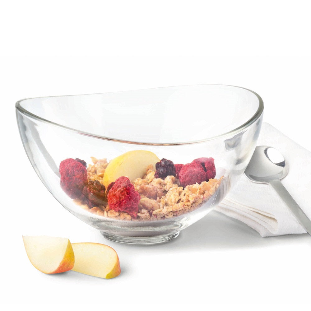 Müslischale LOOP mit Müsli, Beeren und Apfelscheiben, daneben Löffel