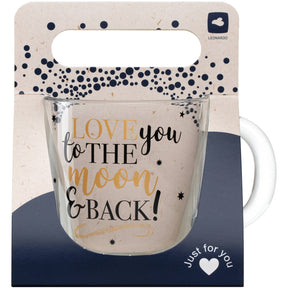 Tasse EMOZIONE mit Schriftzug "Love you to the moon and back" auf Verpackung