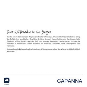 LED Kerze CAPANNA 27 cm gold in Wohnambiente mit Weihnachtsdekoration