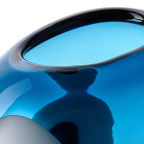 Vase OCCHI BLU, blaues Glas, Detailansicht Oberflaeche und Rand