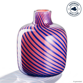 Vase FILO COLORI mit diagonalen Streifen in Pink und Blau auf weißem Untergrund