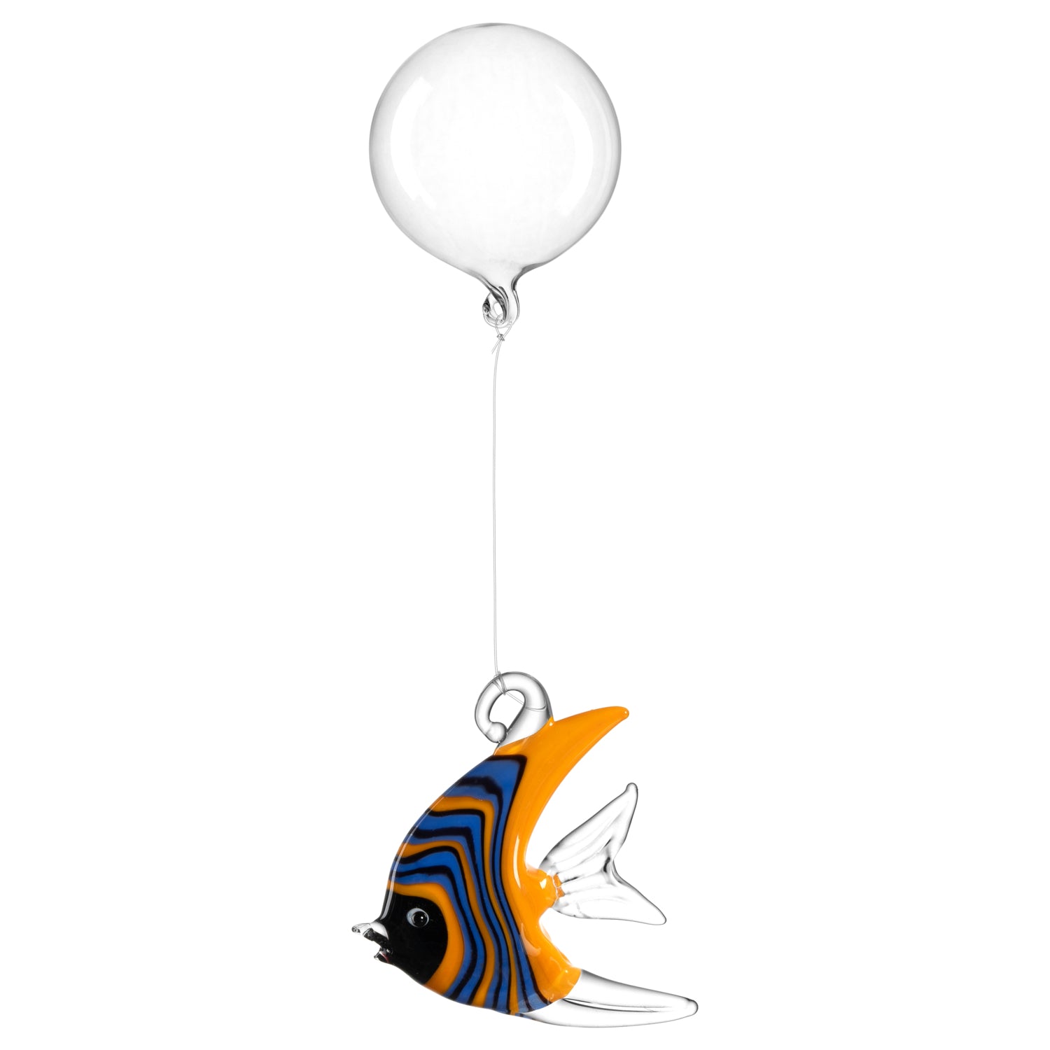 Glaskugel mit orangeblauem Fisch an Schnur haengend