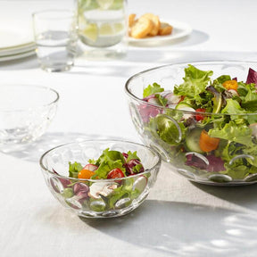 Schale CUCINA OPTIC mit Salat auf gedecktem Tisch