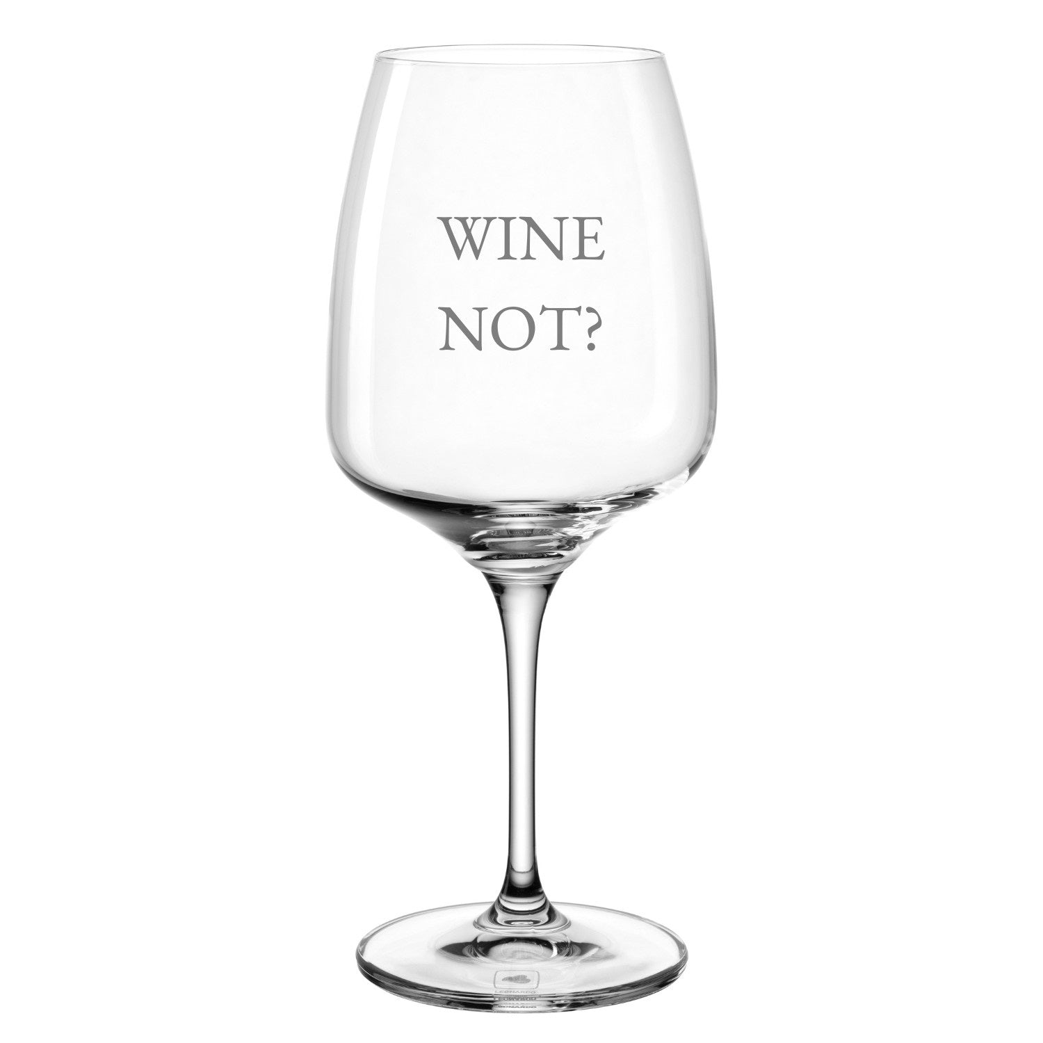 Weißweinglas CESTI mit Gravur "WINE NOT?" auf weißem Hintergrund