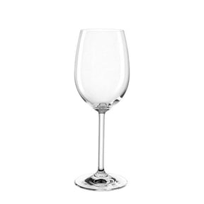 Weißweinglas DAILY 370 ml in klarem Glas vor weißem Hintergrund